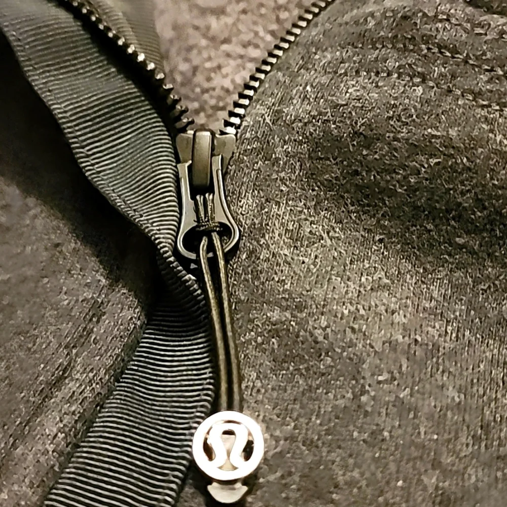 🔥RARE -Lululemon Scuba Hoodie 🌟Detachable Hood🌟 Size-6 - NWOT 🍋🔥 - Picture 11 of 12